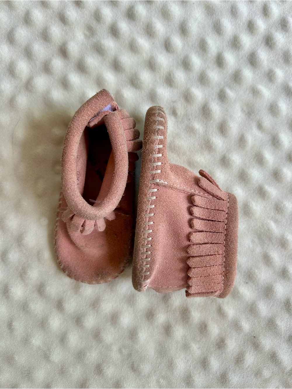 Minnetonka Rose Pink Baby Fringe Moccasin Booties Infant 3